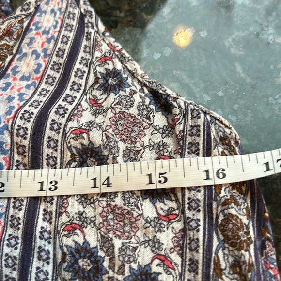 Knox Rose slip dress. Spaghetti strap. V neck. High/low hem. EUC. Hippie. Boho - Picture 7 of 11